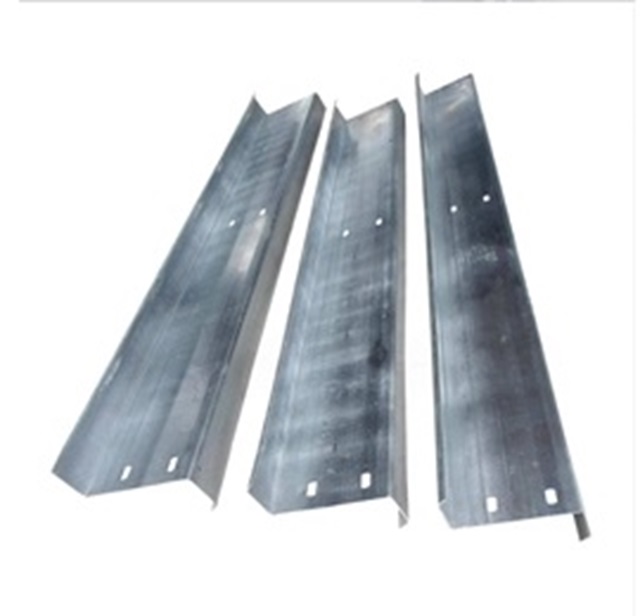 steel-z-purlins-3.jpg